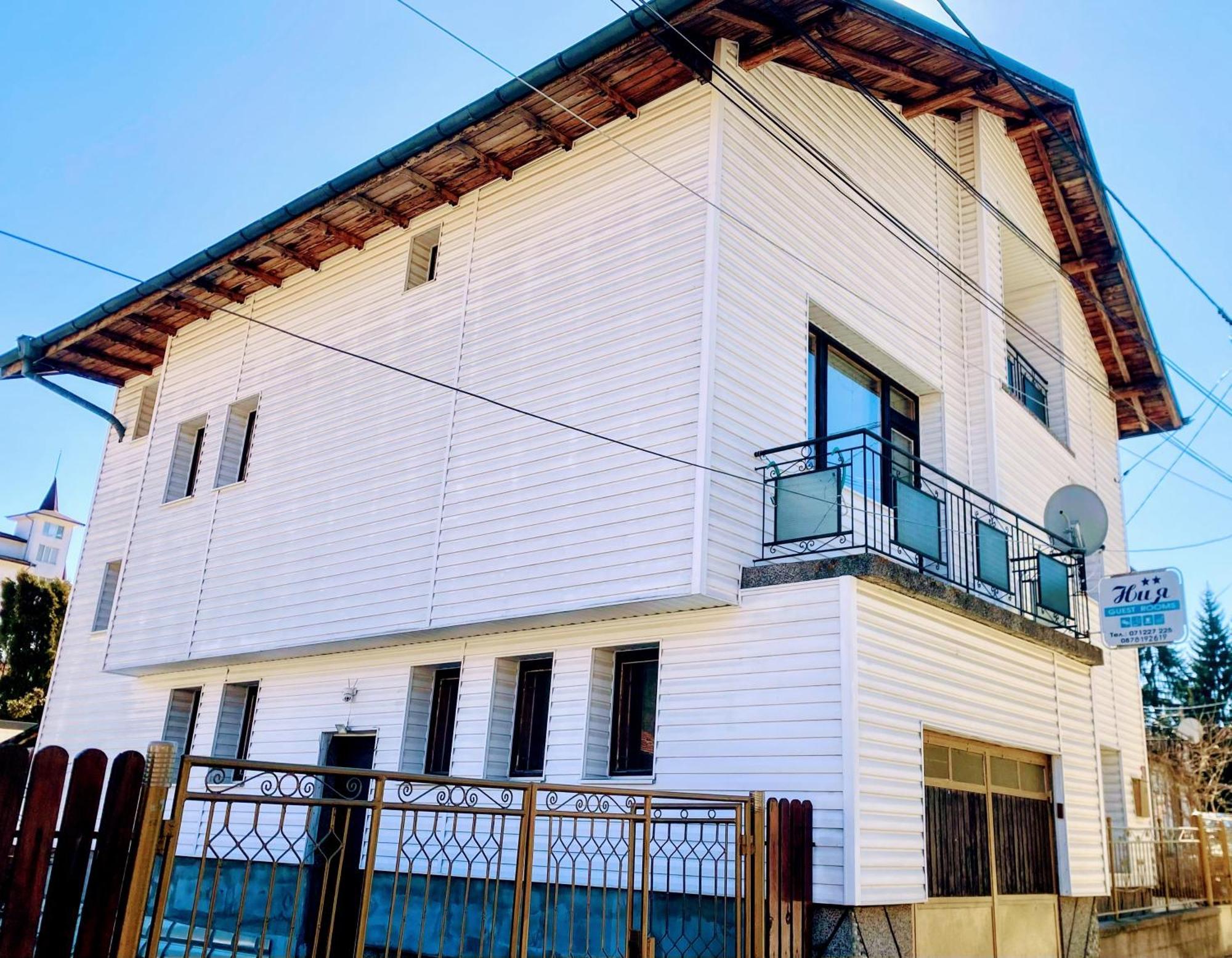 Niya Guest House Beli Iskar Esterno foto